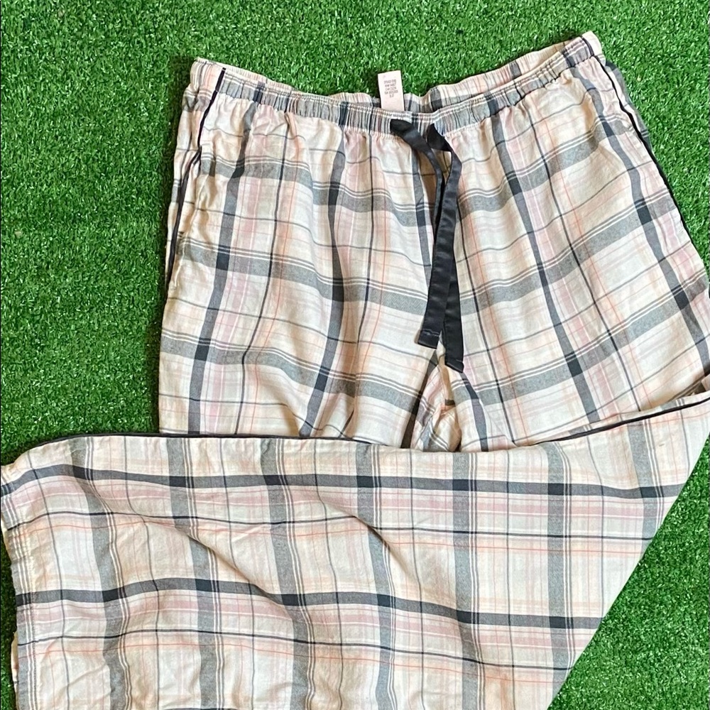 Victoria’s Secret Pajama Pants